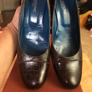 **MOVING SALE** Tentazione Italian 🇮🇹 Kitten Healed Shoes with 📦